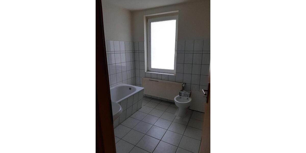 Etagenwohnung Mühlhausen (Thüringen) - 5 Zimmer, 132 m&sup2;, 820&euro; | Angebot:26286396