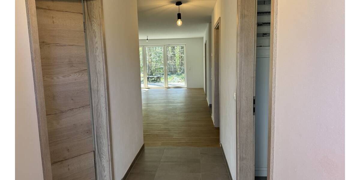 Etagenwohnung Albersdorf - 3 Zimmer, 93 m&sup2;, 1.162&euro; | Angebot:26320397