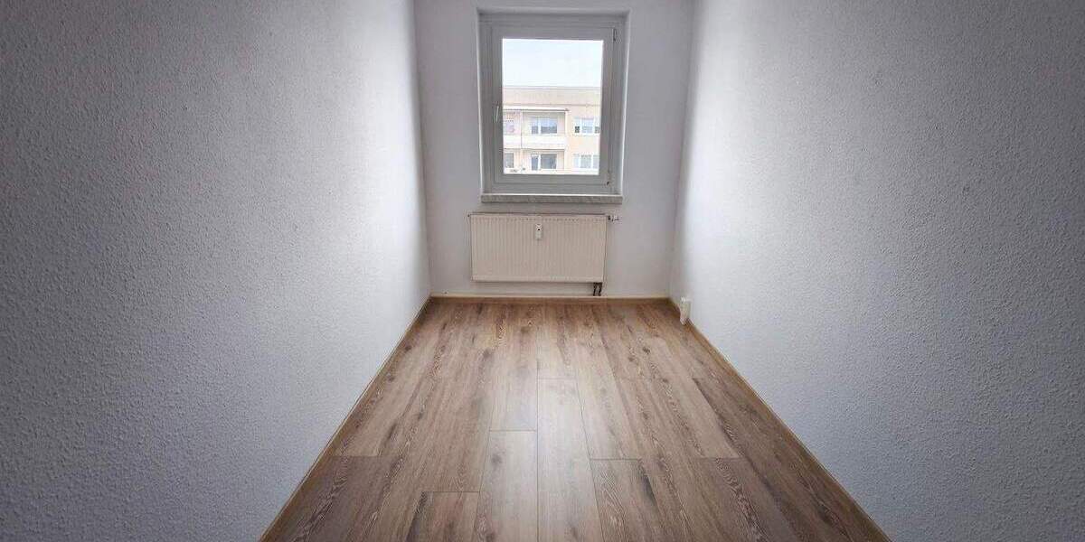 Etagenwohnung Sangerhausen - 6 Zimmer, 119 m&sup2;, 705&euro; | Angebot:24530316