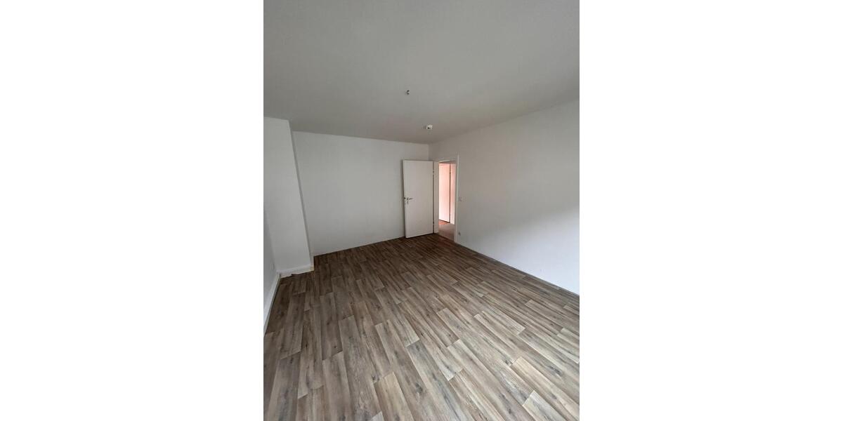 Etagenwohnung Wuppertal - 3 Zimmer, 70 m&sup2;, 580&euro; | Angebot:24588674