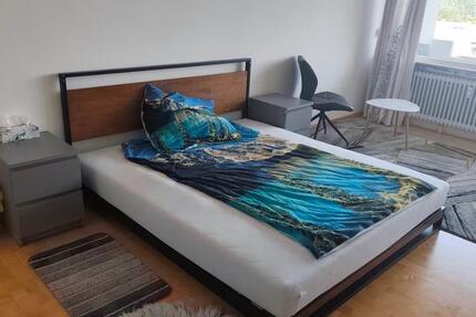 Möbliertes Zimmer zur Zwischenmiete in 2-Zimmer-Wohnung(Freising)