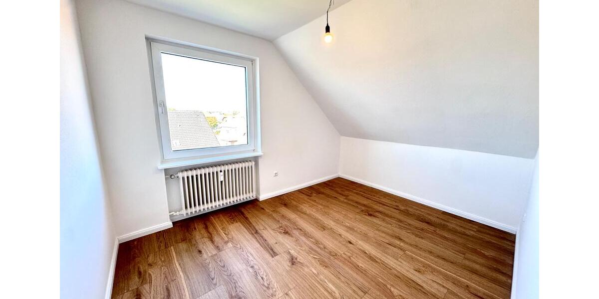 Dachgeschoßwohnung Bleckede - 3 Zimmer, 46 m&sup2;, 560&euro; | Angebot:26566027