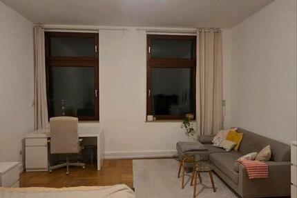 ZWISCHENMIETE Helles WG-Zimmer in Altbauwohung zimmer