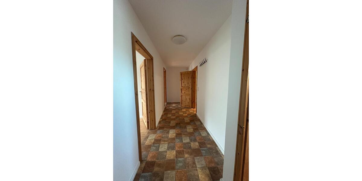 Dachgeschoßwohnung Jever - 3 Zimmer, 75 m&sup2;, 600&euro; | Angebot:25904808