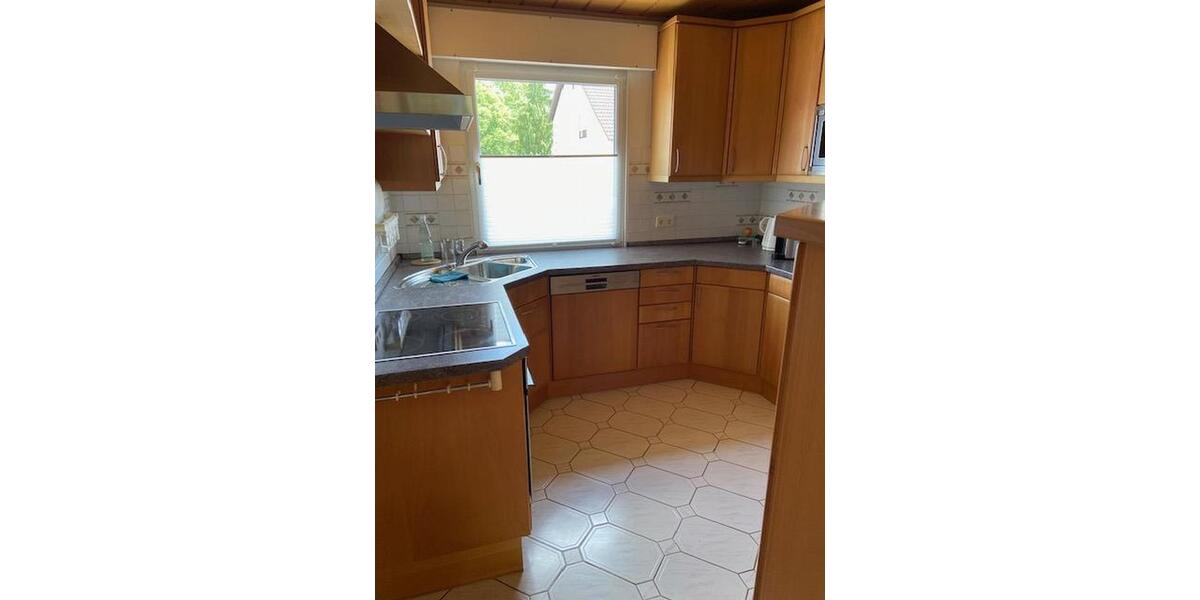 Erdgeschoßwohnung Bretten - 4.5 Zimmer, 130 m&sup2;, 1.160&euro; | Angebot:26699388