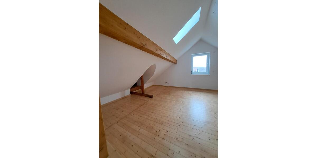 Dachgeschoßwohnung Freigericht - 2 Zimmer, 67 m&sup2;, 780&euro; | Angebot:26687535
