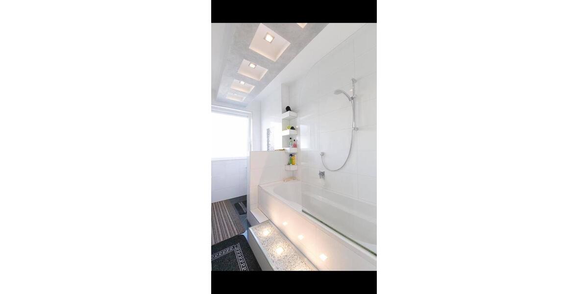 Etagenwohnung Offenbach am Main Bieber - 2 Zimmer, 60 m&sup2;, 1.100&euro; | Angebot:24853708