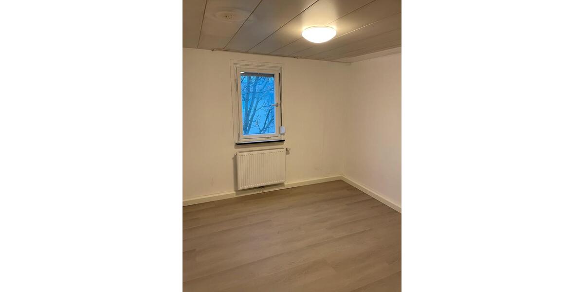Etagenwohnung Fellbach - 4 Zimmer, 15 m&sup2;, 410&euro; | Angebot:26212061
