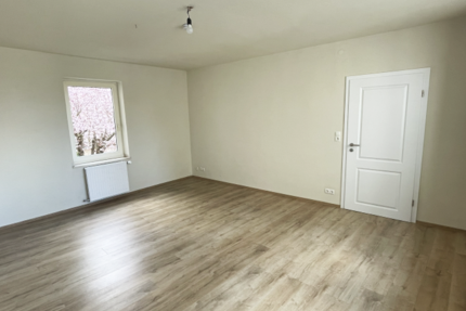 Wohnung Warburg - 3 Zimmer, 70 m&sup2;, 520&euro; | Angebot:26273062