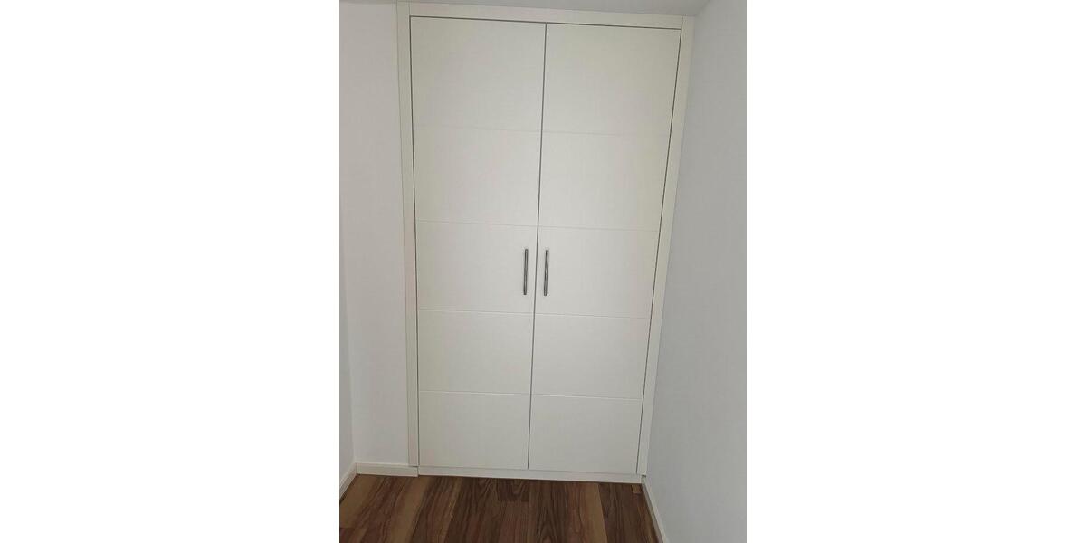 Dachgeschoßwohnung Duisburg Hamborn - 2 Zimmer, 82 m&sup2;, 758&euro; | Angebot:26562111