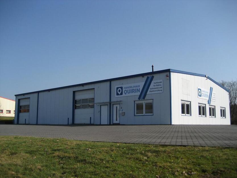 Gewerbehalle mit Büro (645 m²) – 51570 Windeck - Mauel