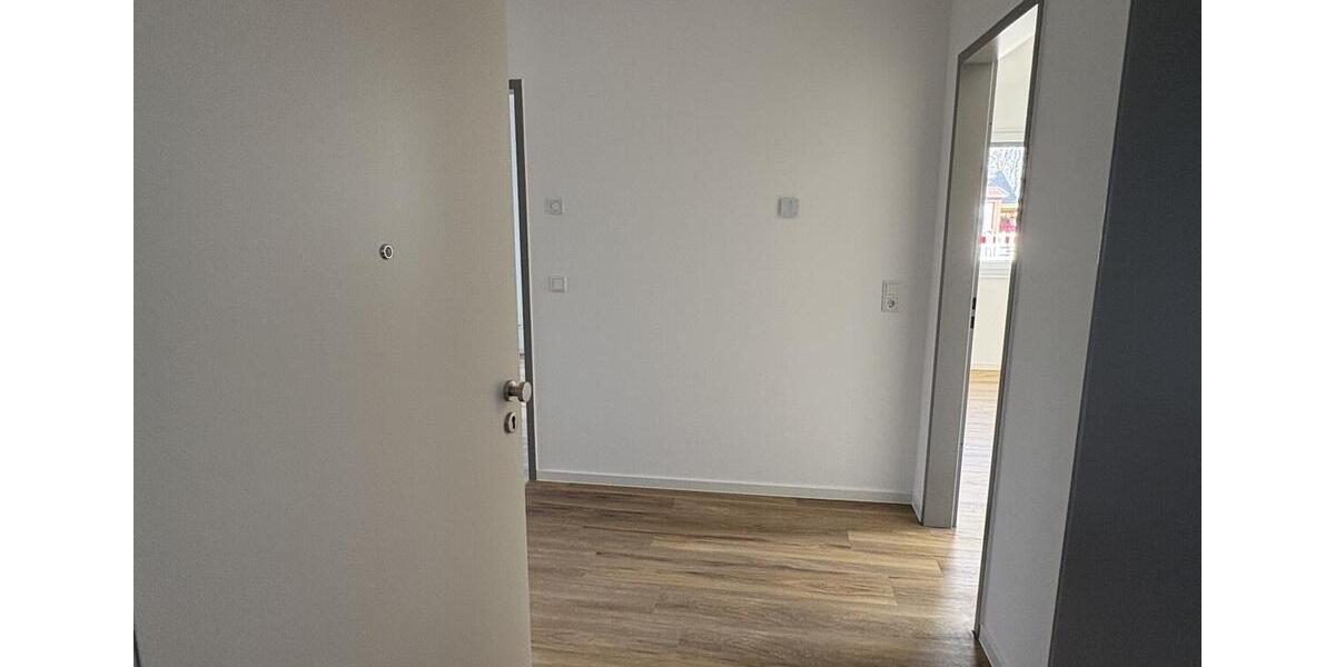 Erdgeschoßwohnung Saterland - 3 Zimmer, 78 m&sup2;, 860&euro; | Angebot:26453909