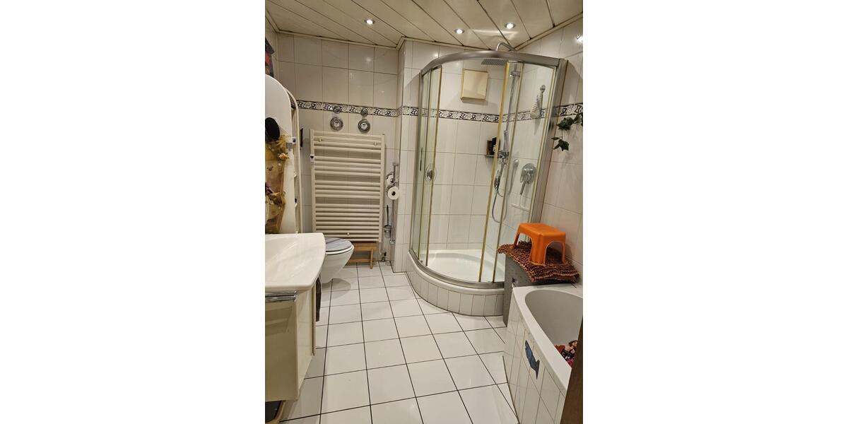 Etagenwohnung Frankenberg (Eder) - 4 Zimmer, 110 m&sup2;, 900&euro; | Angebot:26393185