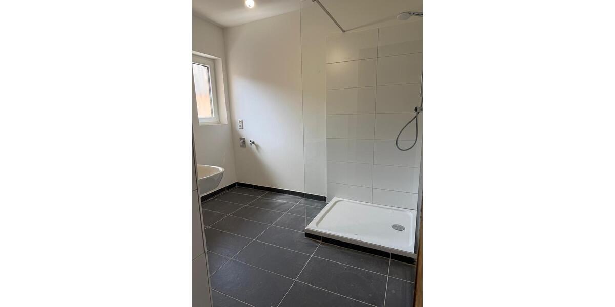 Etagenwohnung Hungen - 3 Zimmer, 94 m&sup2;, 850&euro; | Angebot:26703800