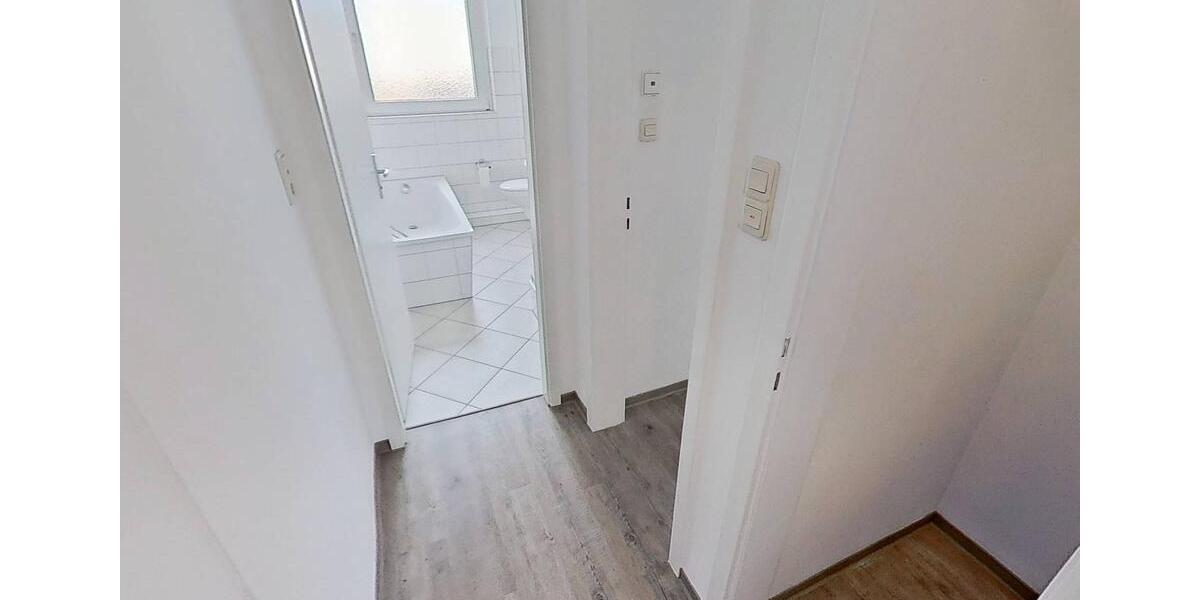 Etagenwohnung Paderborn - 3 Zimmer, 70 m&sup2;, 599&euro; | Angebot:26252911