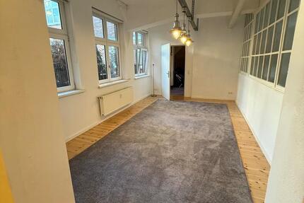 Gewerbeobjekt Lübeck Sankt Jürgen - 1.200&euro; | Angebot:25145308