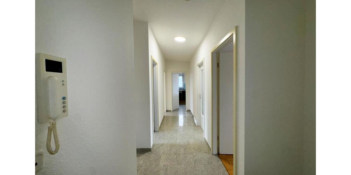 LIVE ON THE TOP FLOOR! Stylish 98 m² penthouse with terrace and underground parking 3 zimmer