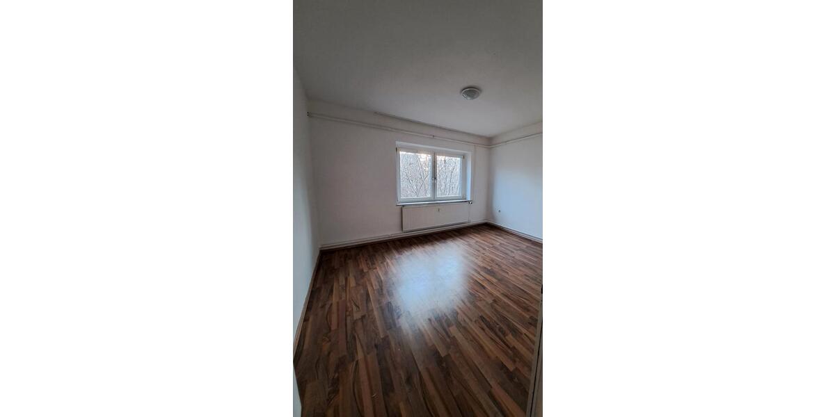 Etagenwohnung Kemberg - 3 Zimmer, 73 m&sup2;, 401&euro; | Angebot:26232719