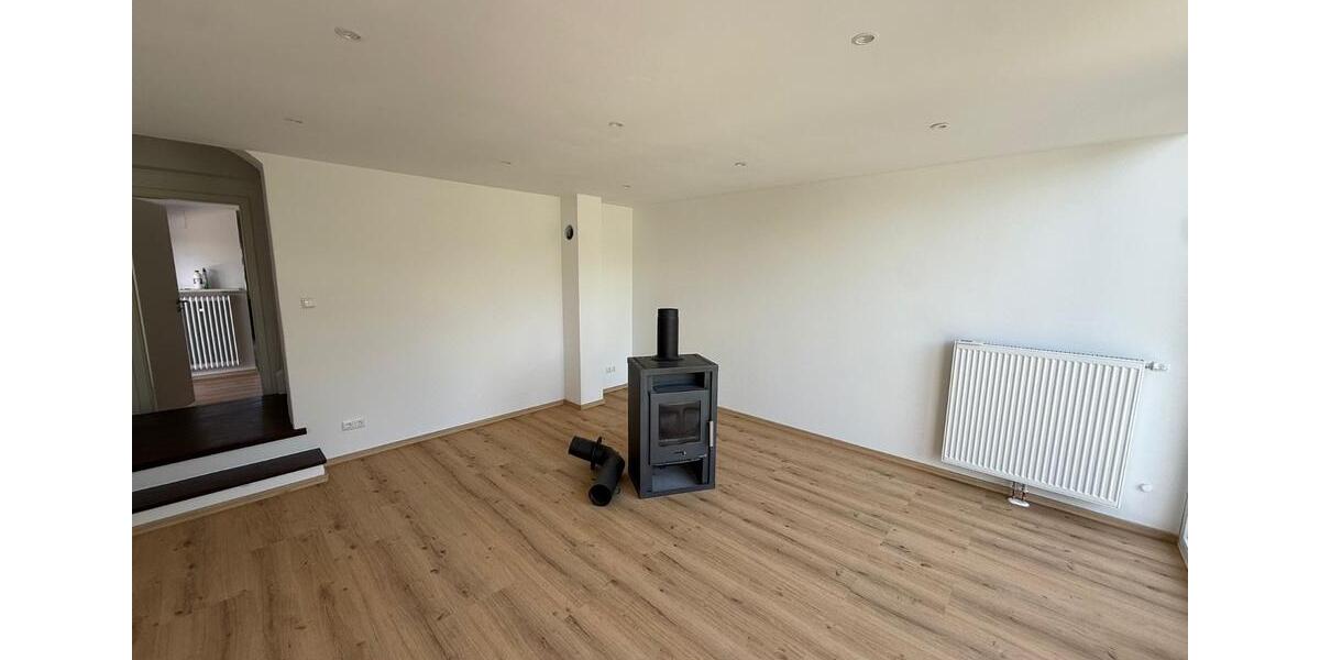 Terrassenwohnung Bayerisch Gmain - 4 Zimmer, 157 m&sup2;, 2.300&euro; | Angebot:26702056
