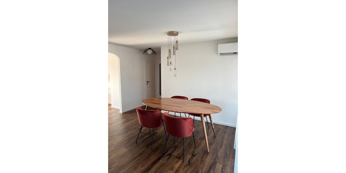 Maisonettewohnung renoviert+möbliert+2xBalkon+EBK+TG+Klimaanlage 3.5 zimmer