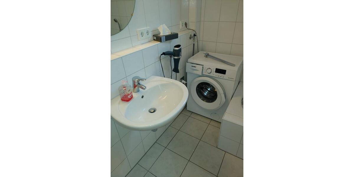 Wohnen auf Zeit Friedrichshafen - 1 Zimmer, 18 m&sup2;, 550&euro; | Angebot:24660792