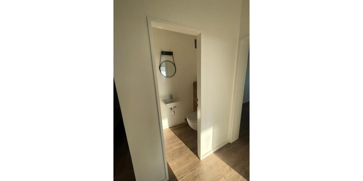 Dachgeschoßwohnung Bad Oldesloe - 4 Zimmer, 102 m&sup2;, 1.100&euro; | Angebot:26655363