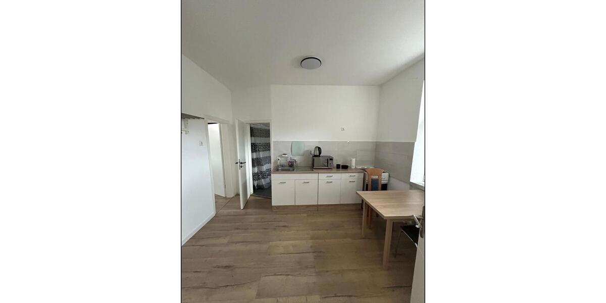 Erdgeschoßwohnung Bützow - 1 Zimmer, 27 m&sup2;, 22&euro; | Angebot:26165215