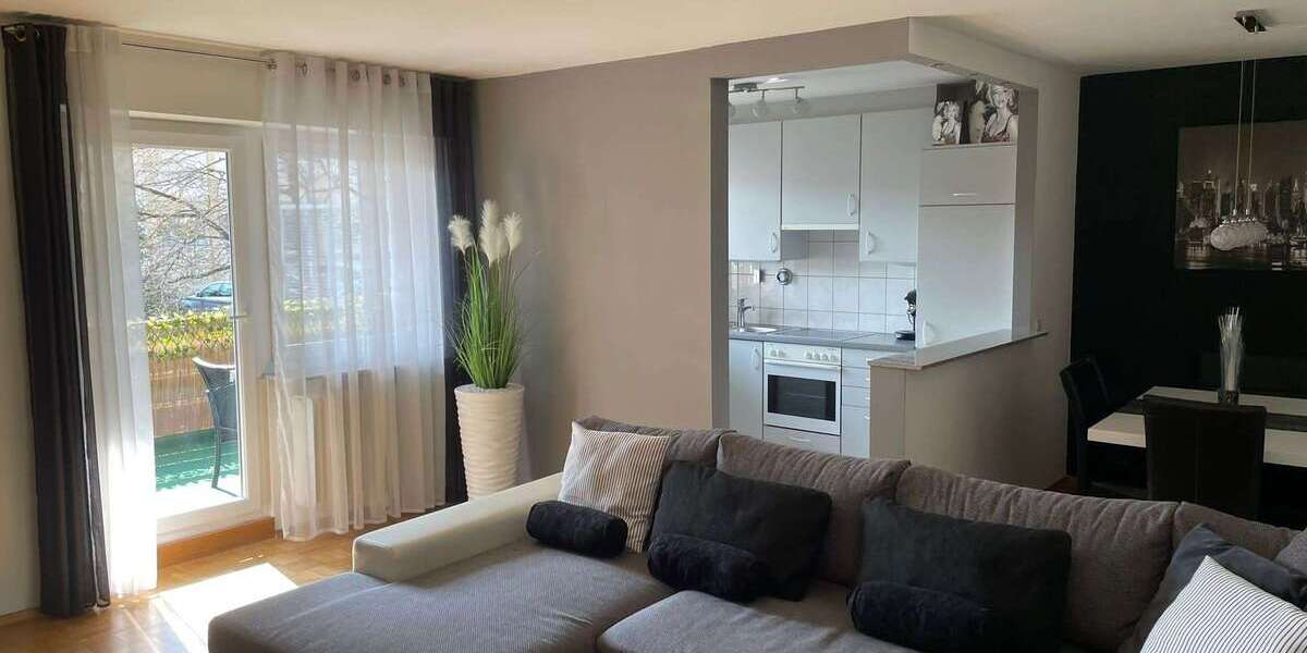 Etagenwohnung Reutlingen - 2 Zimmer, 72 m&sup2;, 980&euro; | Angebot:25261762