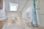 Helle 4-Zimmer-Wohnung mit Loggia und Garage