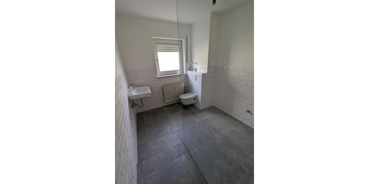 Erdgeschoßwohnung Gelnhausen - 3 Zimmer, 86 m&sup2;, 1.000&euro; | Angebot:24463186