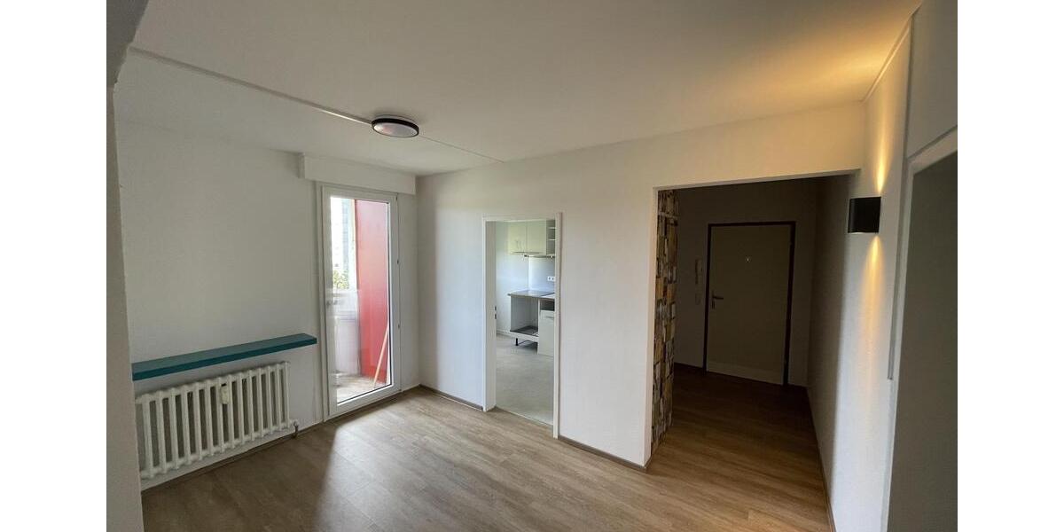 Etagenwohnung Darmstadt Darmstadt-Nord - 4.5 Zimmer, 93 m&sup2;, 1.350&euro; | Angebot:26429347