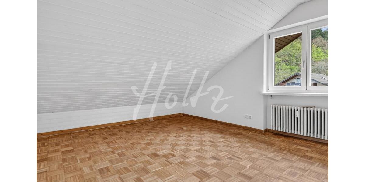 Terrassenwohnung Bollschweil - 5 Zimmer, 150 m&sup2;, 1.600&euro; | Angebot:26252293