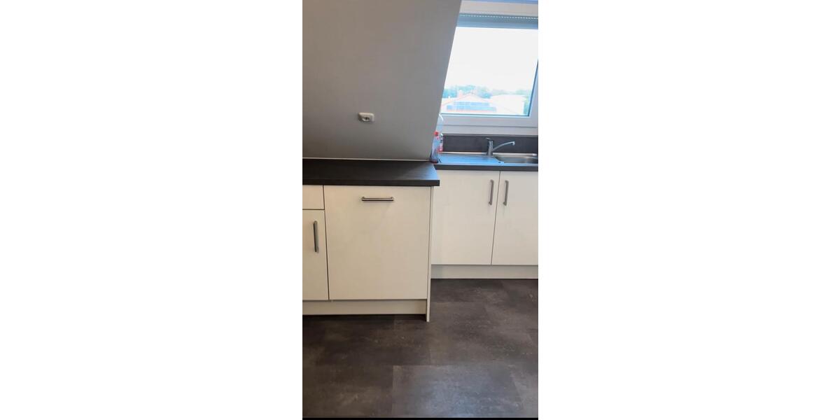 Dachgeschoßwohnung Mommenheim - 3 Zimmer, 85 m&sup2;, 1.200&euro; | Angebot:24385428