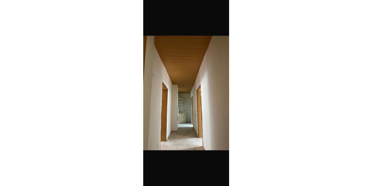 Etagenwohnung Neunkirchen - 3 Zimmer, 75 m&sup2;, 600&euro; | Angebot:26625497