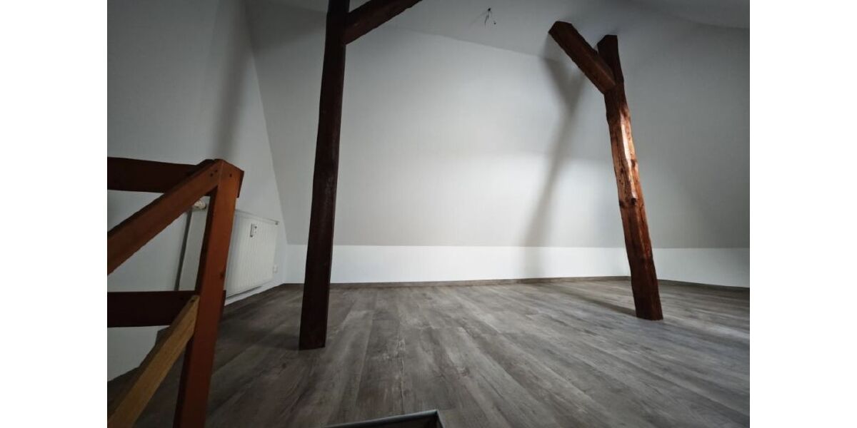 3 Raum Wohnung im DG im denkmalgeschützten Altbau in Kahla 3 zimmer