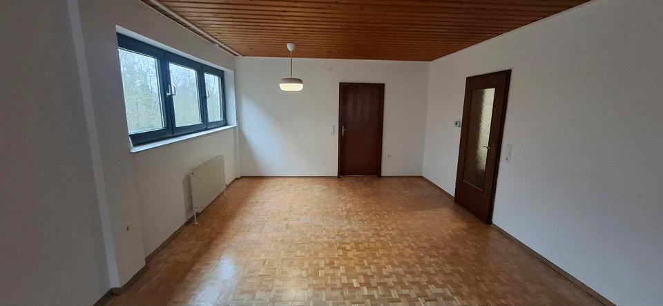 Erdgeschoßwohnung Queidersbach - 5 Zimmer, 107 m&sup2;, 1.050&euro; | Angebot:25931558