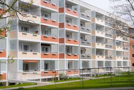 Wohnung Görlitz Königshufen - 4 Zimmer, 84 m&sup2;, 488&euro; | Angebot:27216935