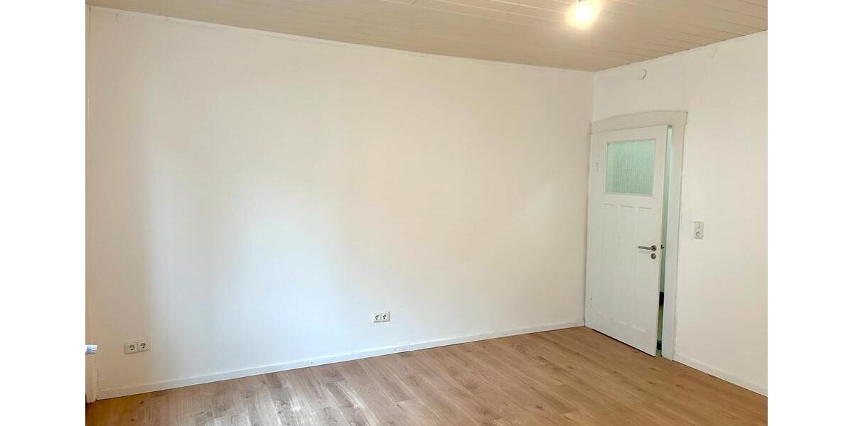 Hochparterre Dillingen (Saar) - 2 Zimmer, 65 m&sup2;, 760&euro; | Angebot:25982405