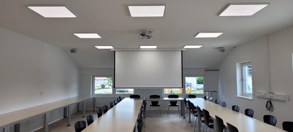 Seminarraum, Tagungsraum, Schulungsraum, Veranstaltungsraum, Yoga zimmer