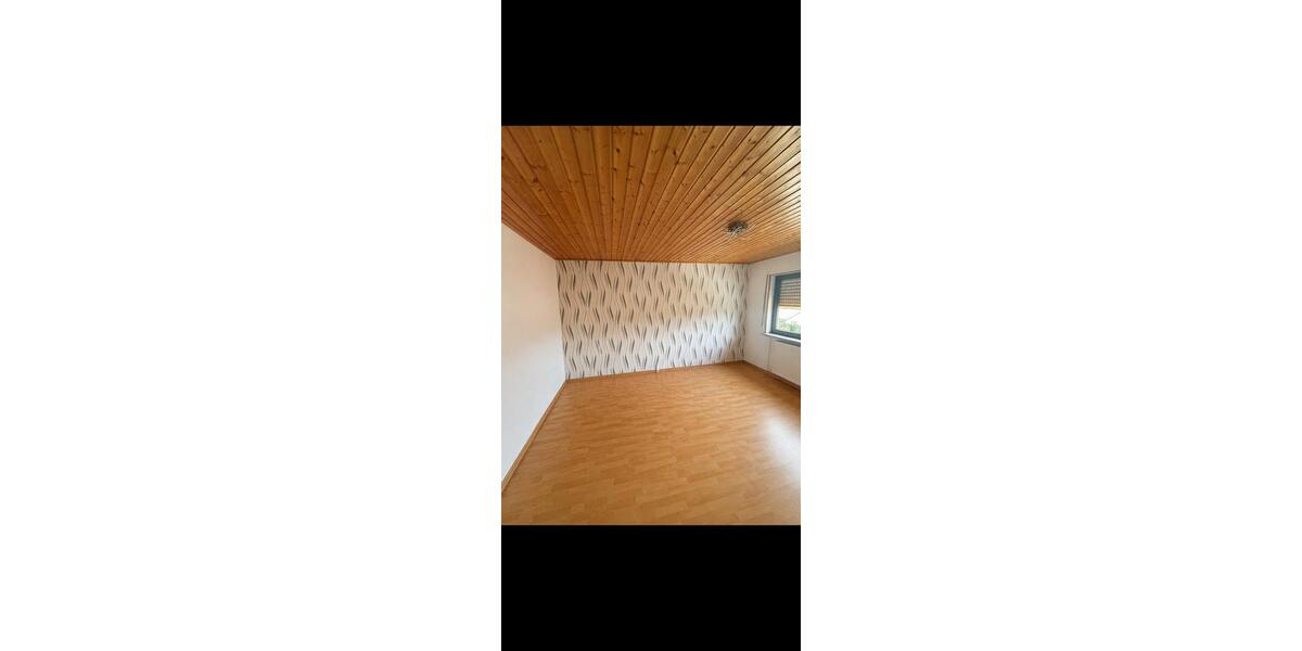 Etagenwohnung Herborn - 2 Zimmer, 78 m&sup2;, 870&euro; | Angebot:26270793