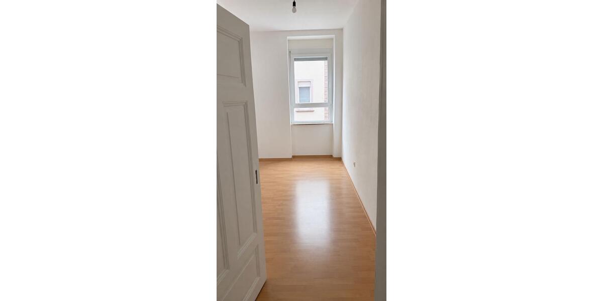 Erdgeschoßwohnung Dillenburg - 4 Zimmer, 102 m&sup2;, 1.100&euro; | Angebot:26701979