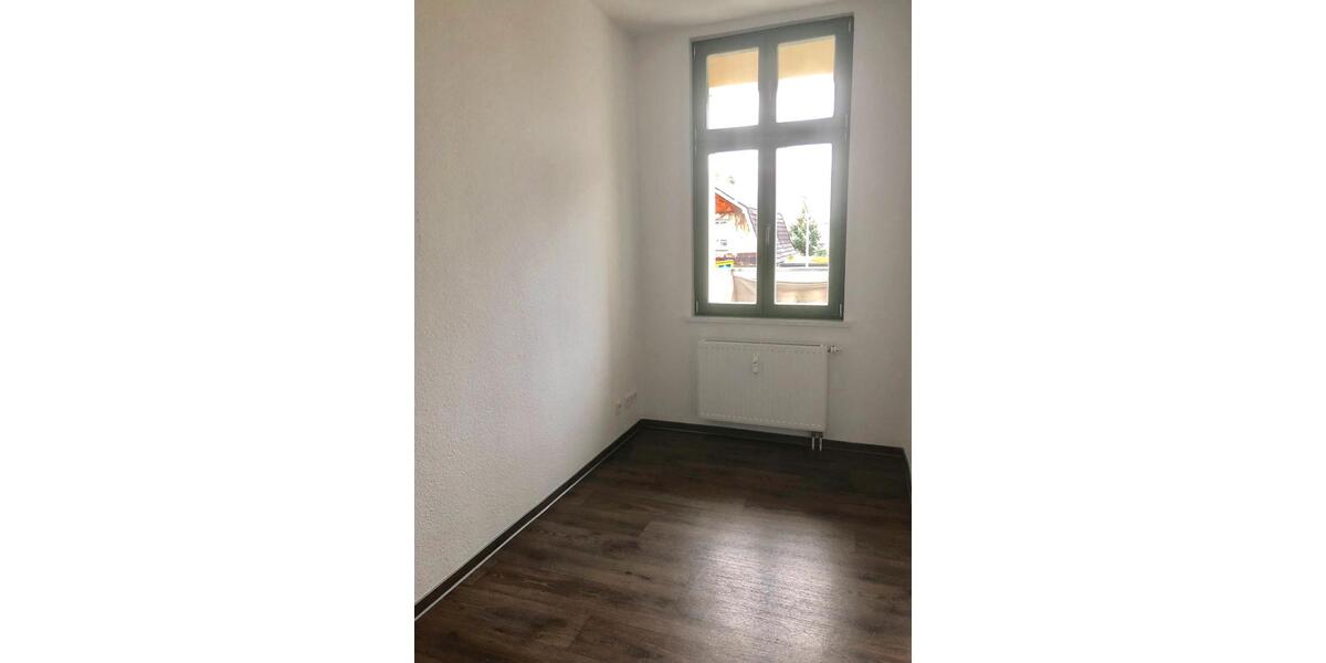Etagenwohnung Oschersleben (Bode) - 4 Zimmer, 98 m&sup2;, 950&euro; | Angebot:23089804
