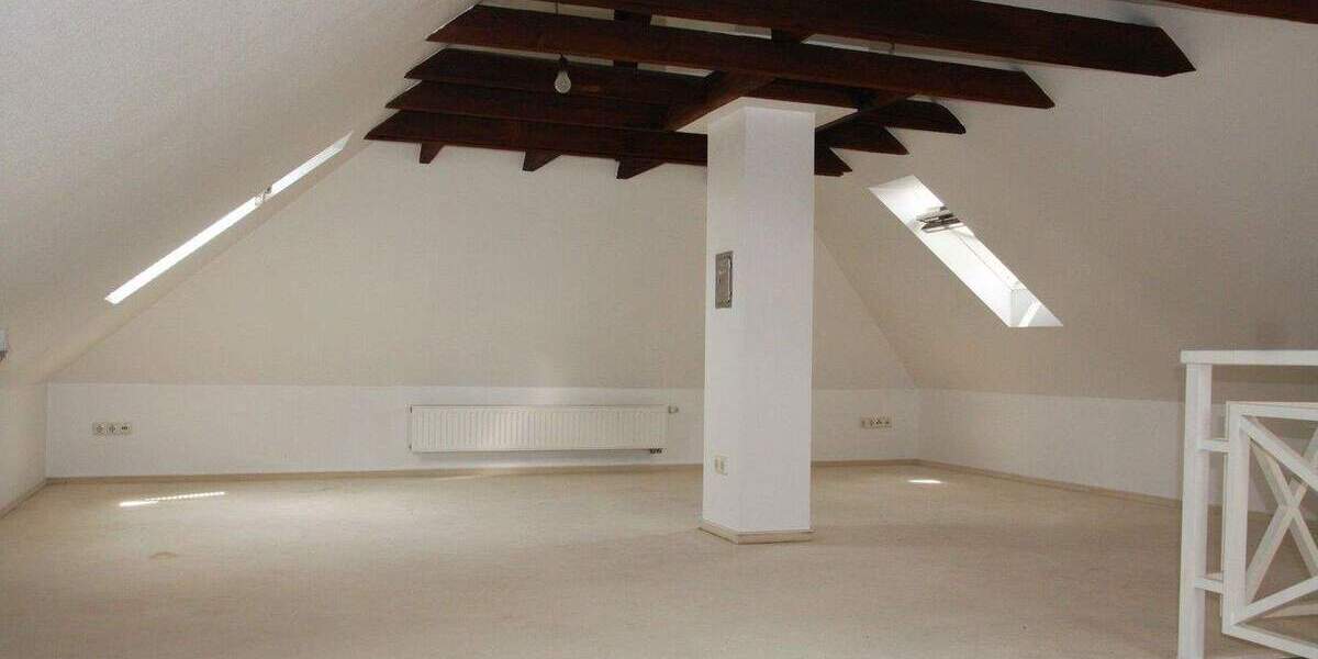 Zentral und grün gelegen in Ratingen Lintorf. Ideal für kleine Familie oder Berufspendler 5 zimmer