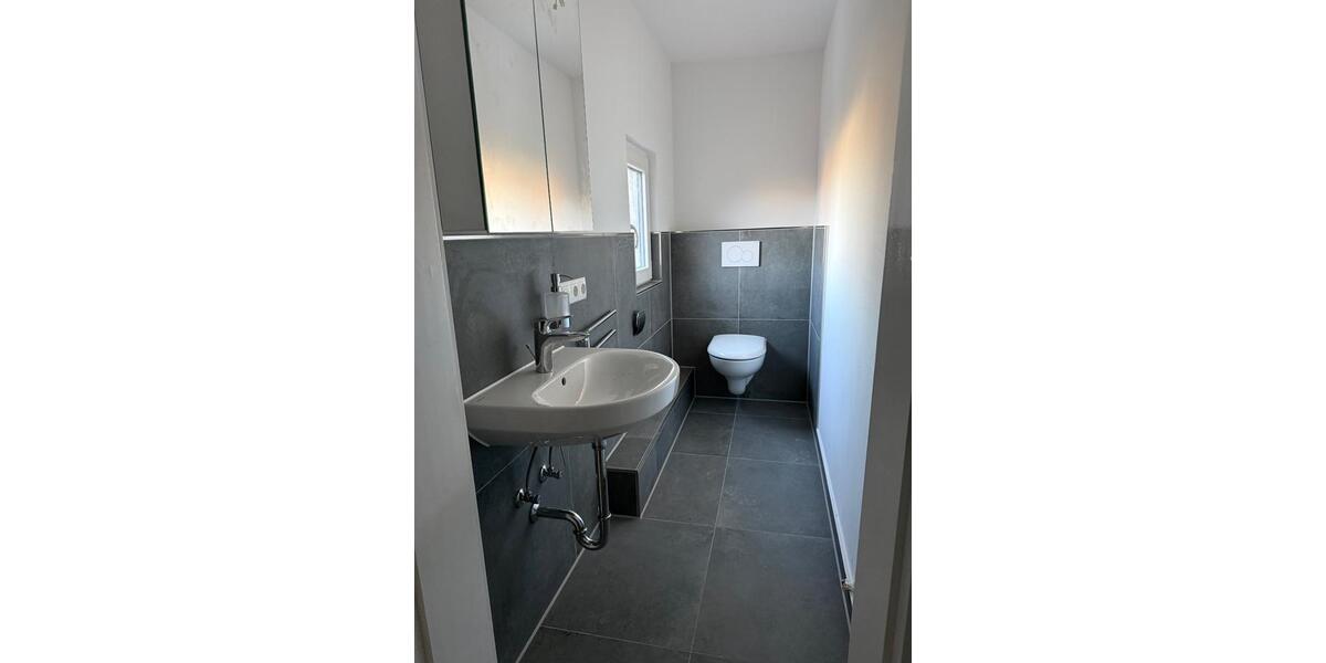 Dachgeschoßwohnung Nienburg (Weser) - 1 Zimmer, 20 m&sup2;, 400&euro; | Angebot:25569983