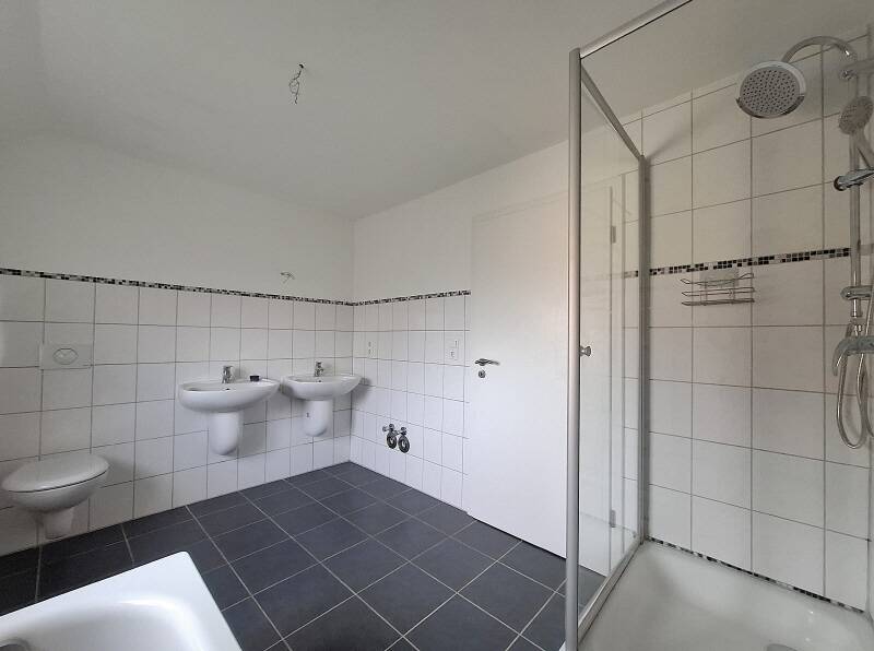Etagenwohnung Minden Innenstadt - 3 Zimmer, 96 m&sup2;, 1.325&euro; | Angebot:26091967