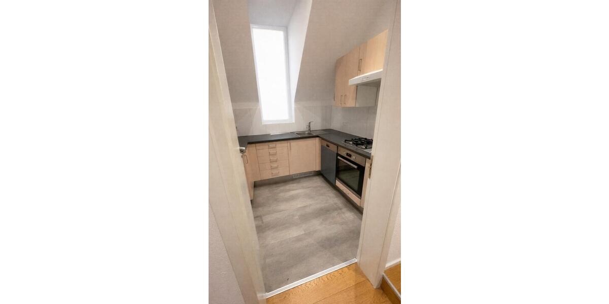 Dachgeschoßwohnung Königstein im Taunus - 3.5 Zimmer, 80 m&sup2;, 1.200&euro; | Angebot:25945224