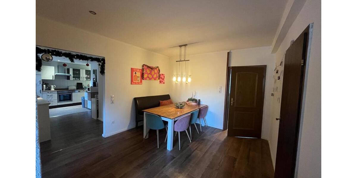 2 Zimmer in gemütlicher 4er WG 1 zimmer