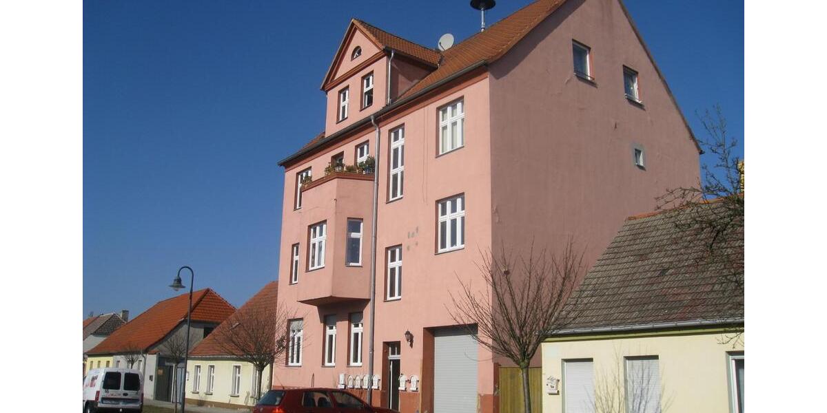 Etagenwohnung Jüterbog - 3 Zimmer, 83 m&sup2;, 550&euro; | Angebot:25430306