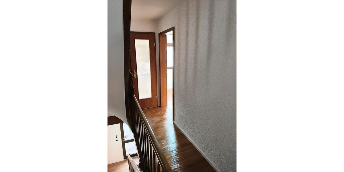 Etagenwohnung Traunstein - 5 Zimmer, 92 m&sup2;, 1.160&euro; | Angebot:24978593