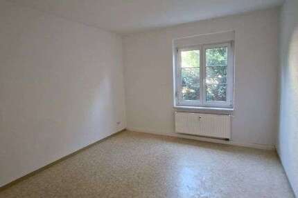 Wohnung Dessau-Roßlau Roßlau - 2 Zimmer, 54 m&sup2;, 350&euro; | Angebot:27235009